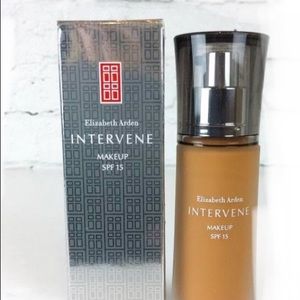 2 Elizabeth Arden INTERVENE Makeup SPF 15